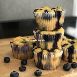 Muffin de blueberry Low Carb: a cada mordida, uma deliciosa surpresa!